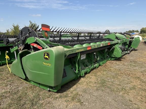Image of John Deere 740FD equipment image 3
