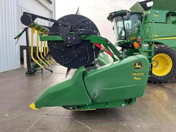 Image of John Deere 740FD equipment image 1