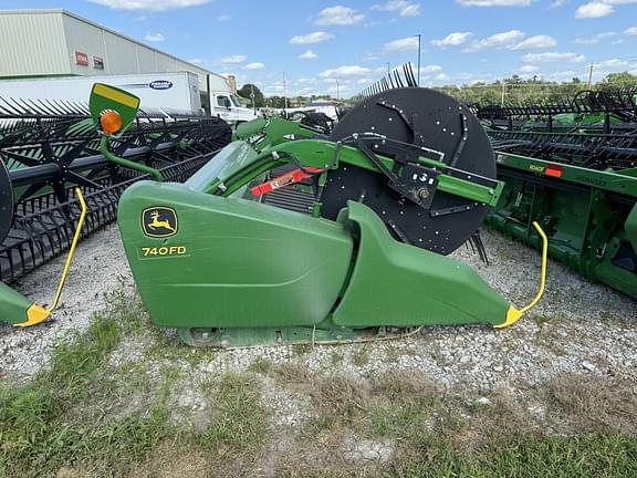 Image of John Deere 740FD equipment image 2