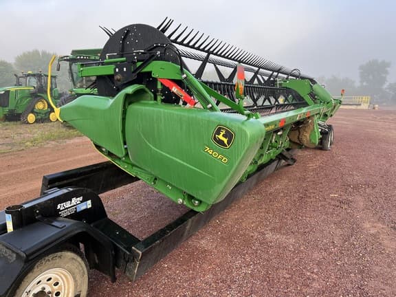 Image of John Deere 740FD equipment image 2