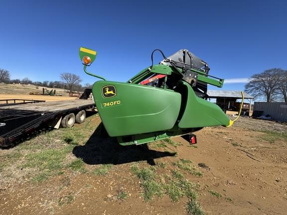 Image of John Deere 740FD equipment image 3