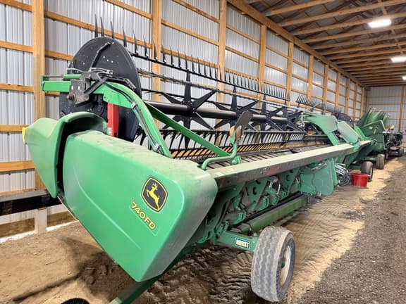 Image of John Deere 740FD equipment image 2