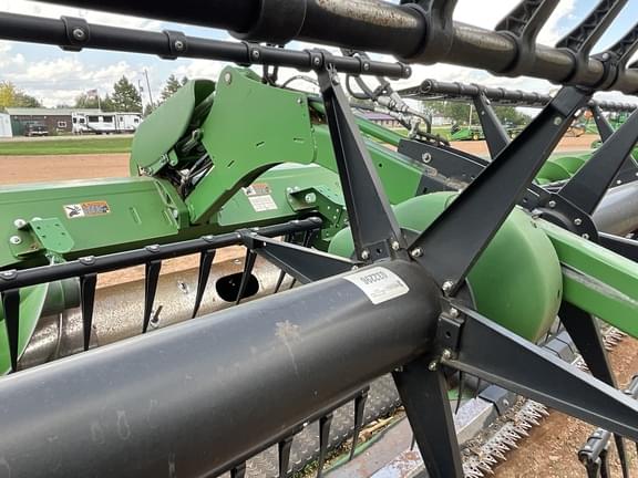 Image of John Deere 745FD equipment image 4