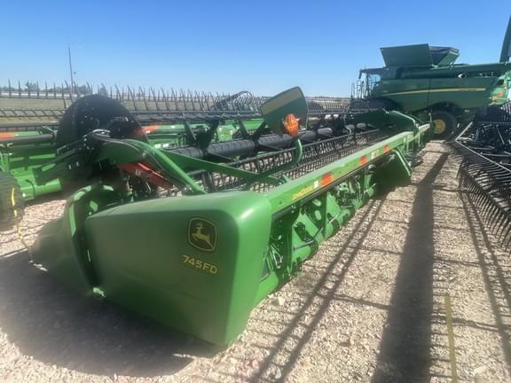 Image of John Deere 745FD equipment image 1