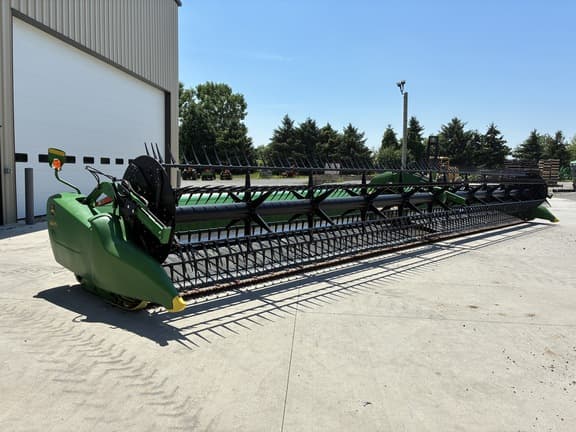 Image of John Deere 745FD equipment image 2
