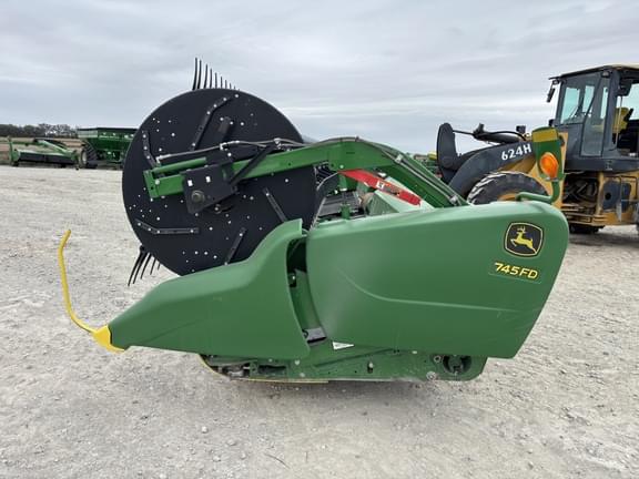 Image of John Deere 745FD equipment image 1