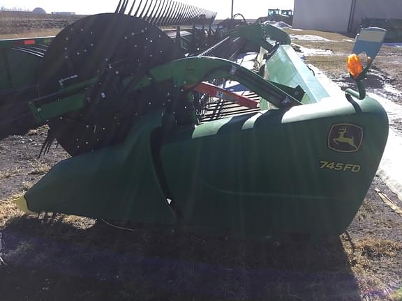 Image of John Deere 745FD equipment image 1