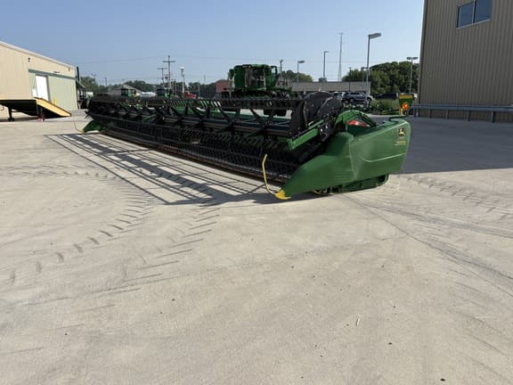 Image of John Deere 745FD equipment image 1