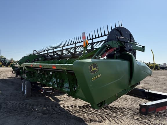 Image of John Deere 745FD equipment image 3
