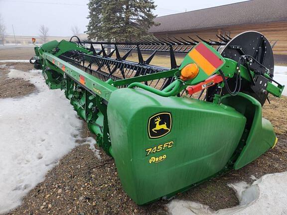 Image of John Deere 745FD equipment image 4