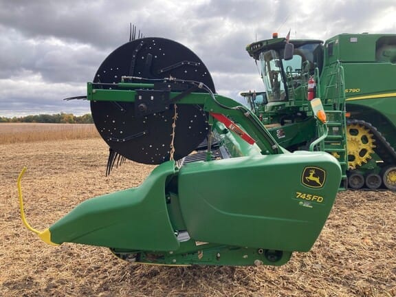 2019 John Deere 745FD Equipment Image0