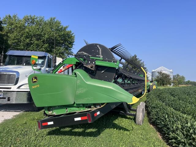 Image of John Deere 745FD equipment image 1