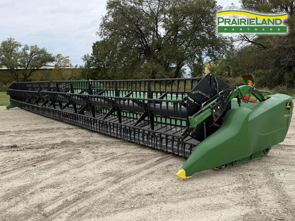 Image of John Deere 745FD Primary image