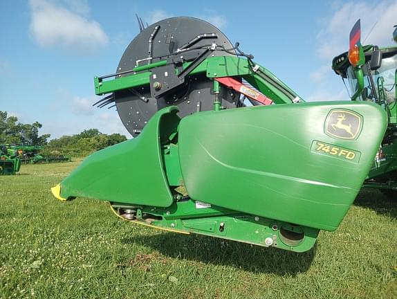 Image of John Deere 745FD equipment image 1