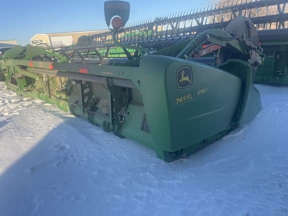 Image of John Deere 745FD equipment image 4