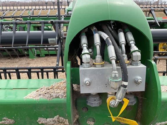 Image of John Deere 745FD equipment image 4