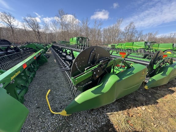 2019 John Deere 745FD Equipment Image0
