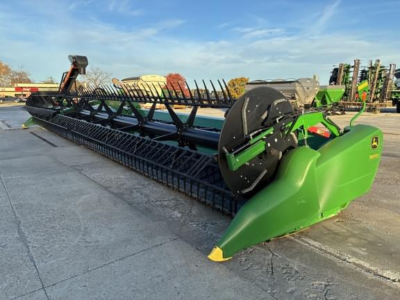 Image of John Deere 745FD Primary image