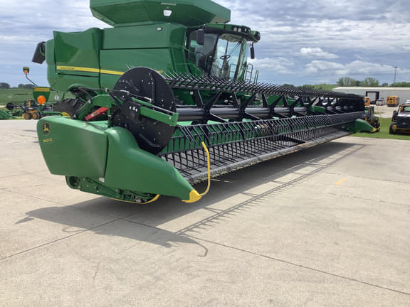 Image of John Deere 745FD Primary image