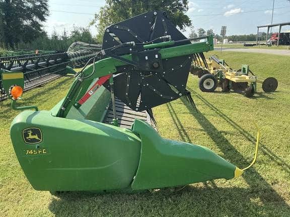 Image of John Deere 745FD equipment image 2