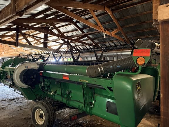 Image of John Deere 745FD equipment image 4