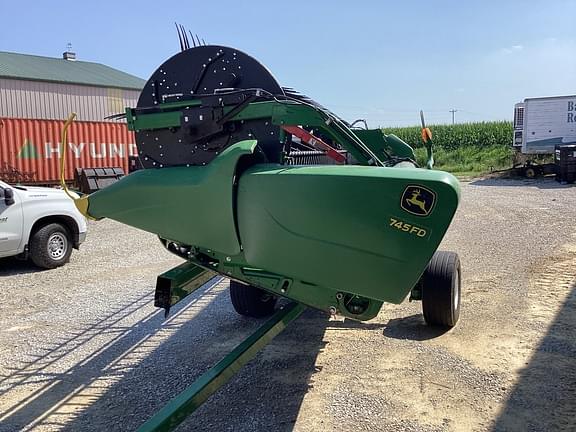 Image of John Deere 745FD equipment image 1