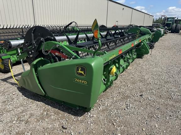 Image of John Deere 745FD equipment image 1