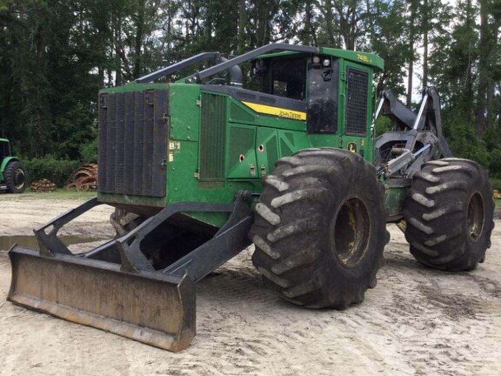 Main image John Deere 748L-II