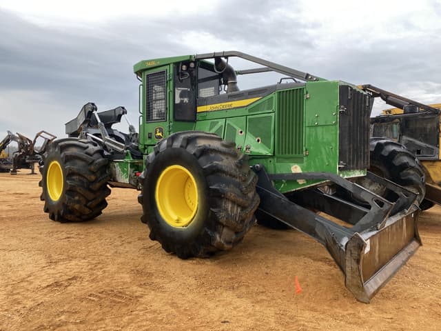 Image of John Deere 748L-II equipment image 3