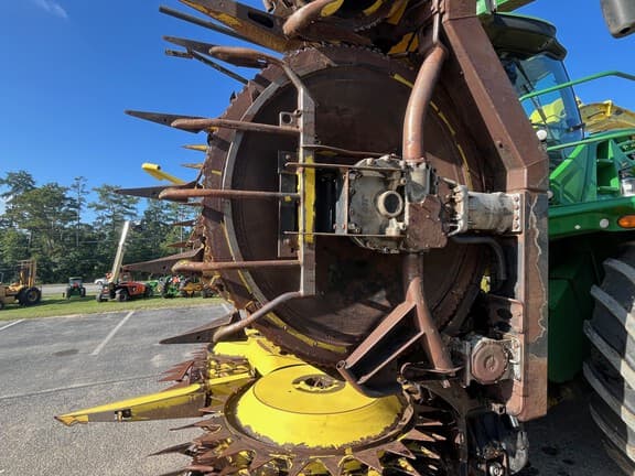 Image of John Deere 770 equipment image 3