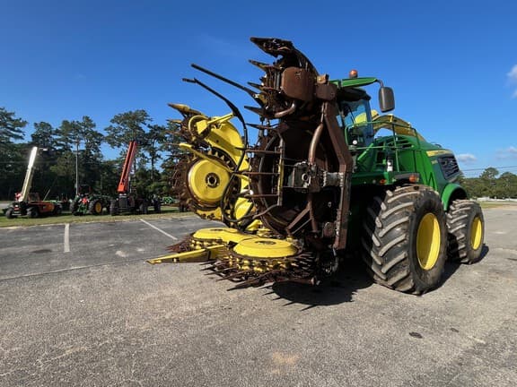 Image of John Deere 770 equipment image 2