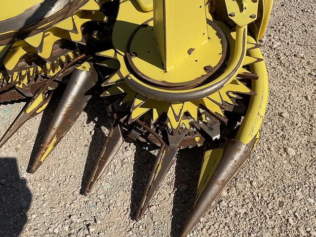 Image of John Deere 770 equipment image 3