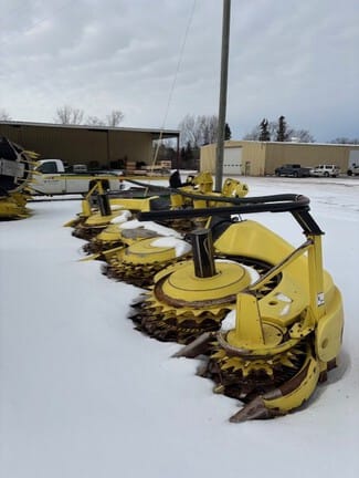 2019 John Deere 770 Equipment Image0