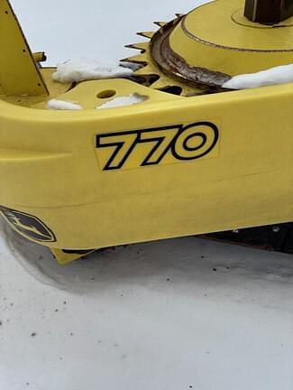 Image of John Deere 770 equipment image 1