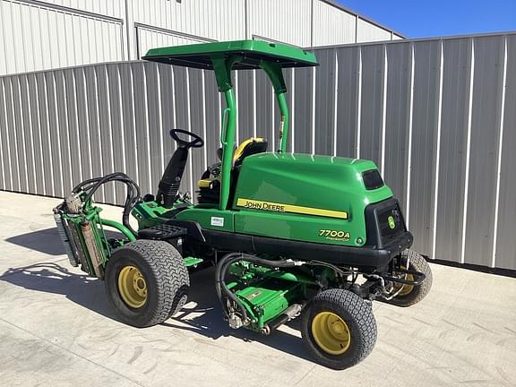 Image of John Deere 7700A equipment image 2