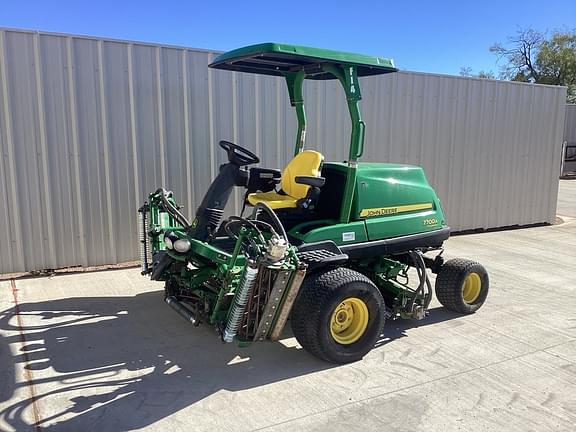 Image of John Deere 7700A equipment image 1