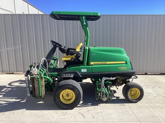 Main image John Deere 7700A
