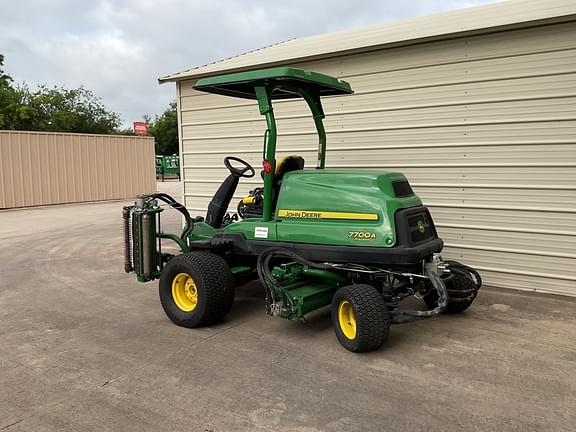 Image of John Deere 7700A equipment image 2