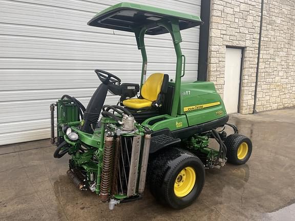 Image of John Deere 7700A equipment image 1