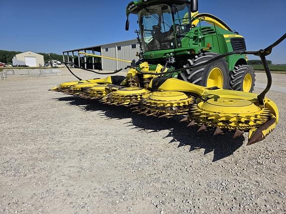 Image of John Deere 772 Primary image