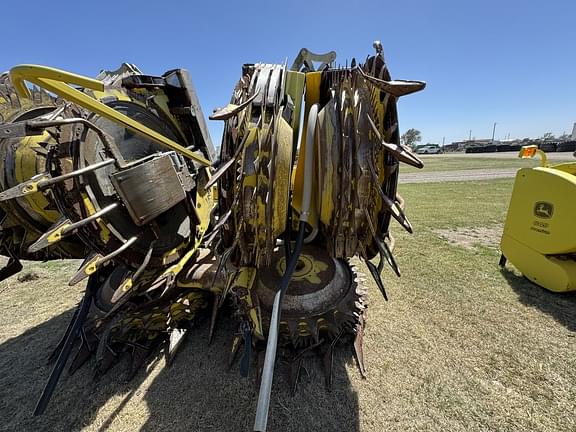 Image of John Deere 772 equipment image 4