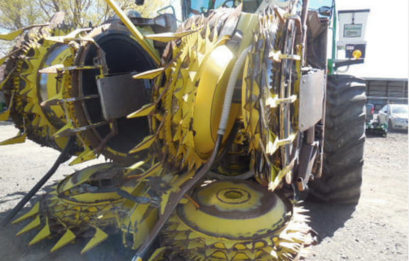 2019 John Deere 772 Equipment Image0