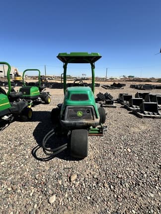 Image of John Deere 8000A equipment image 1