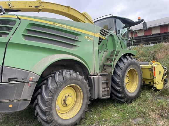 Image of John Deere 8100 Primary image