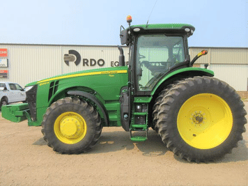 Main image John Deere 8245R