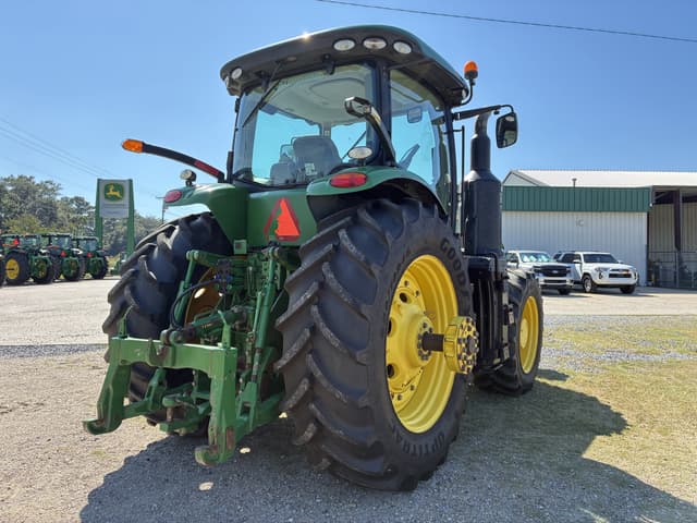 Image of John Deere 8245R equipment image 4
