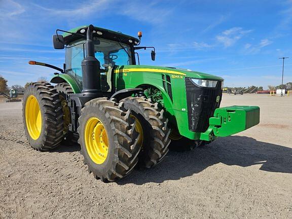 Image of John Deere 8245R equipment image 3