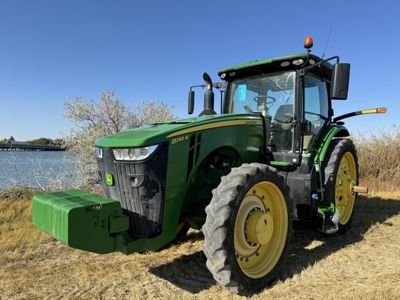 Main image John Deere 8245R