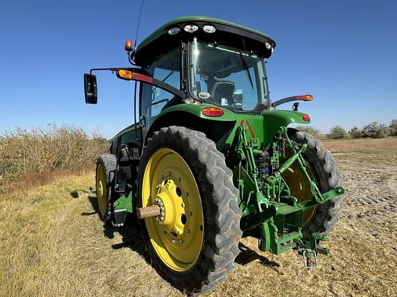 Image of John Deere 8245R equipment image 2