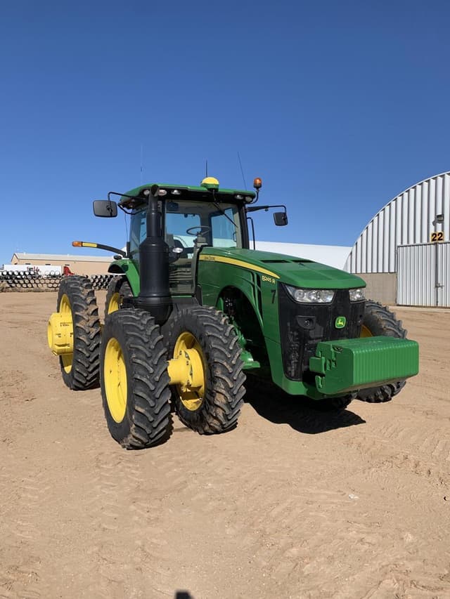 Image of John Deere 8245R equipment image 3